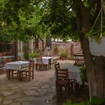 алексова къща Hotel 2*