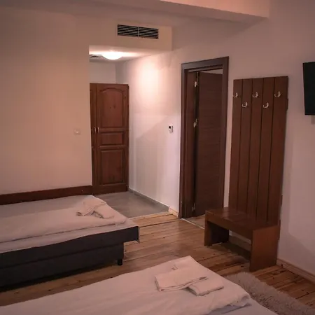 алексова къща Otel 2*