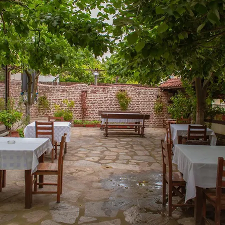 Hotel алексова къща 2*